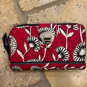 Like new Vera Bradley wallet